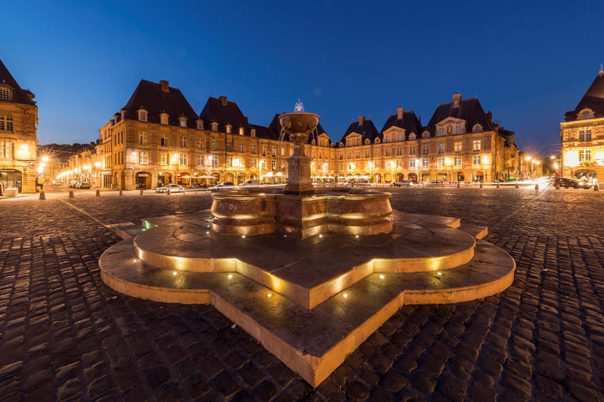 Kyriad Charleville Mezieres Εξωτερικό φωτογραφία